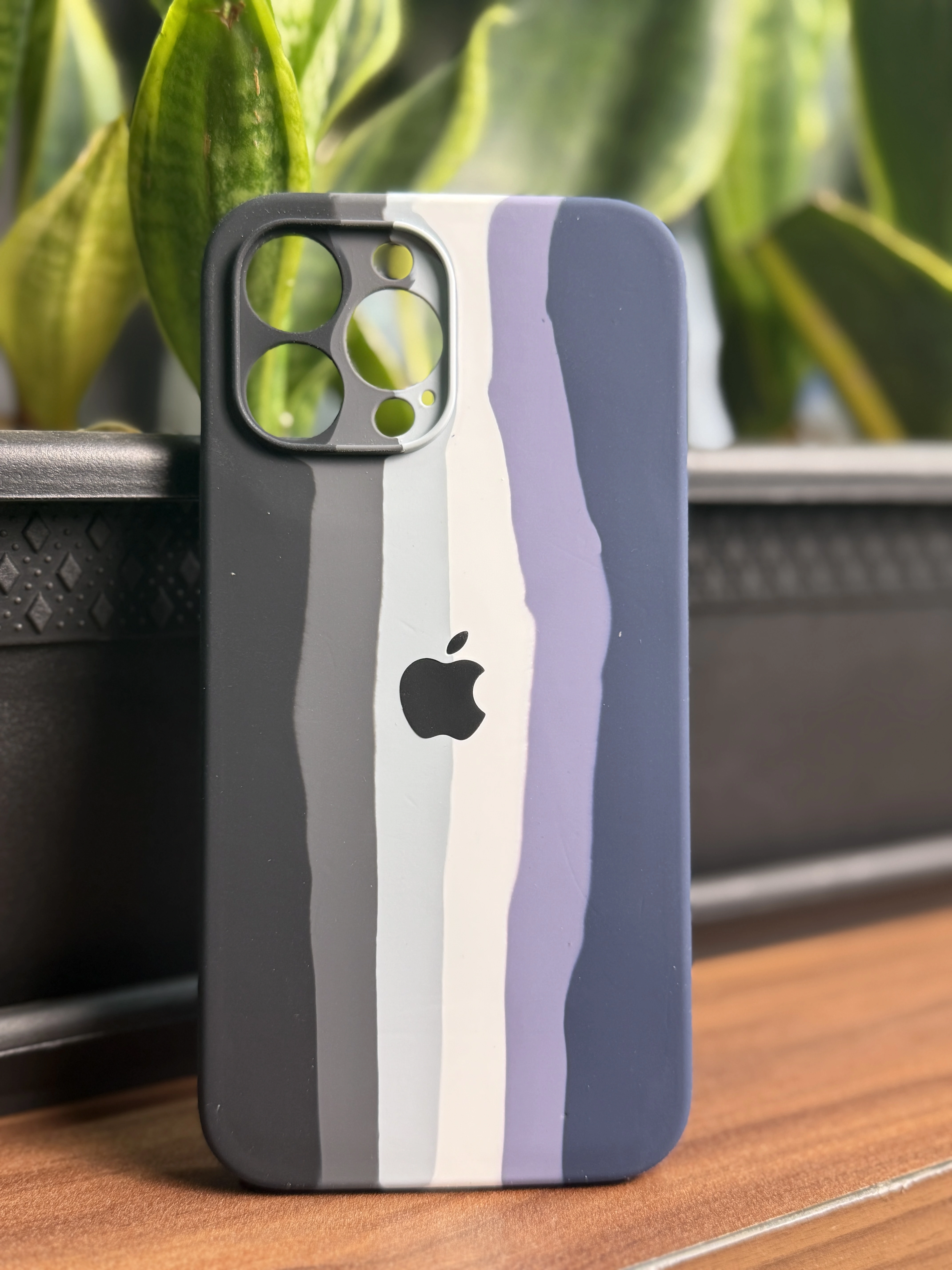 قاب پاستیلی مدل iphone 13 Pro Max